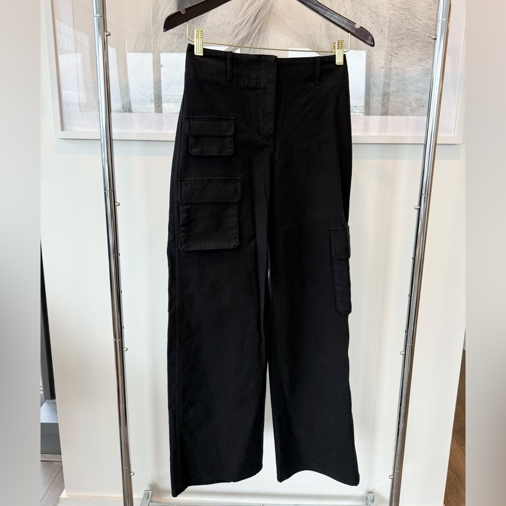 Aritzia Black Wide Leg Cargo Pants